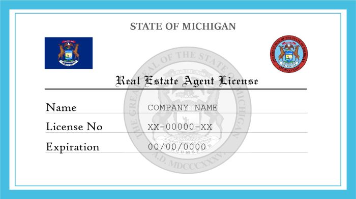 Carole is a licensed agent who lives in michigan